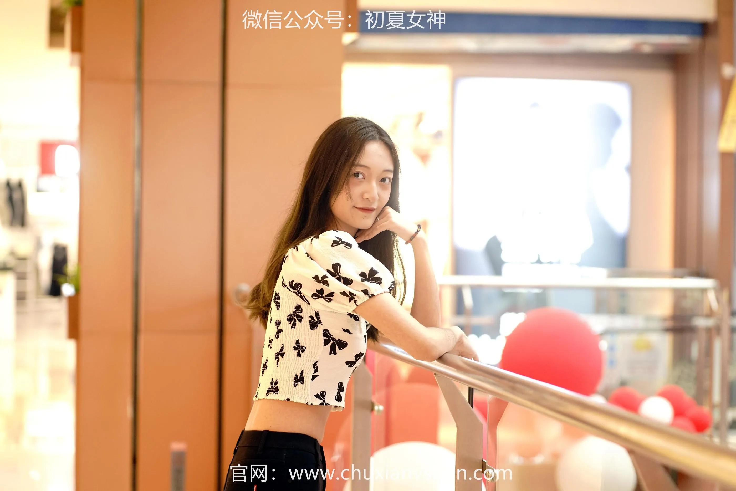 初夏女神 NO.072 依依 邻家女孩-商场篇 [88P]插图8
